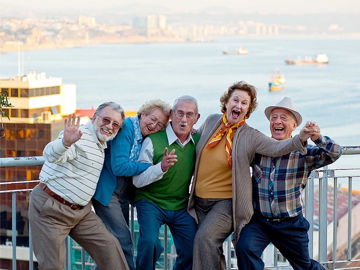 Исследуем мир с улыбкой: инструкция для путешествующих пенсионеров