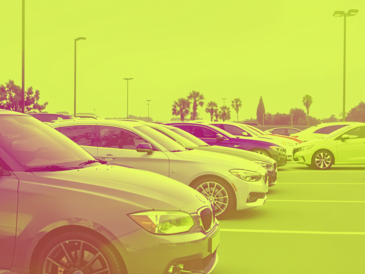 Автомобили клиентов Ренессанс страхование